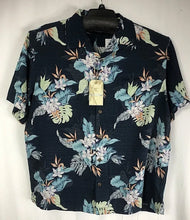 Cargar imagen en el visor de la galería, Camisa Caribbean de Seda Mezclada para Hombre Estampado Floral Azul (Talla XL)