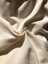 Cargar imagen en el visor de la galería, Manta Prelavada Diseño de Cuadros