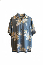 Cargar imagen en el visor de la galería, Camisa Caribbean Manga Corta Diseño A Little piece of paradise Talla Xl