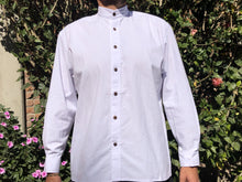 Cargar imagen en el visor de la galería, Camisa De Manta Manga Larga Cuello Estilo Mao Tipo Guayabera
